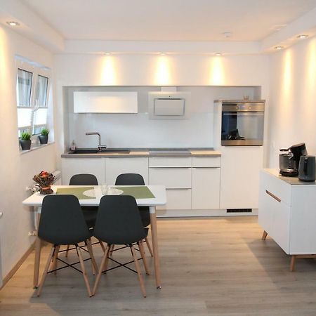 מולהיים אן דר רור Neue Und Moderne Ferienwohnung מראה חיצוני תמונה