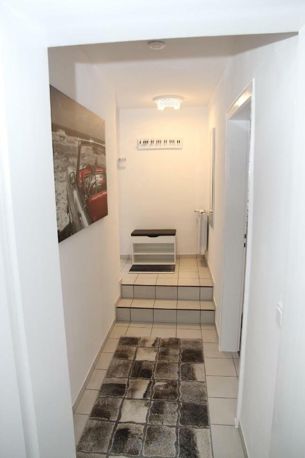 מולהיים אן דר רור Neue Und Moderne Ferienwohnung מראה חיצוני תמונה