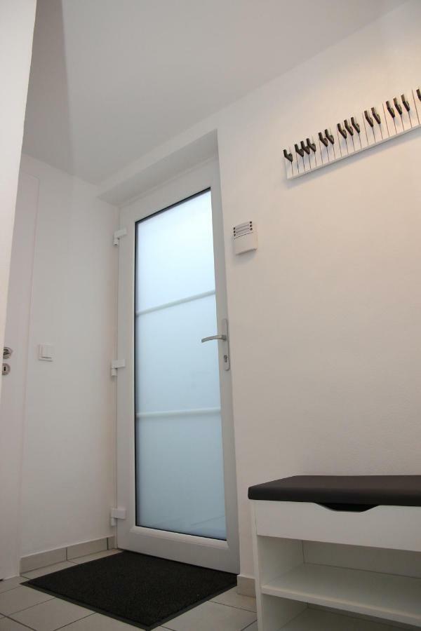 מולהיים אן דר רור Neue Und Moderne Ferienwohnung מראה חיצוני תמונה