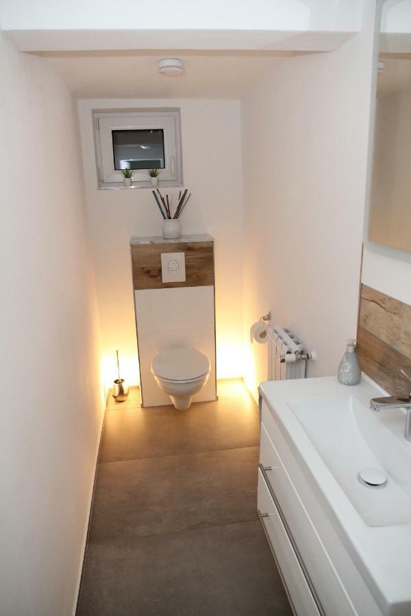 מולהיים אן דר רור Neue Und Moderne Ferienwohnung מראה חיצוני תמונה